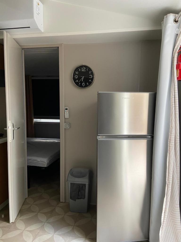 Mobil Home Aventura 6-8 Personnes Tout Confort サン・ブルヴァン・レ・パン エクステリア 写真